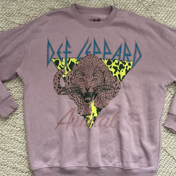 Def Leppard sweatshirt size large - Picture 2 of 4